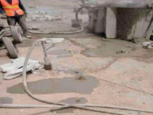 武江水泥混凝土路面板底注浆技术 路面脱空注浆整治方案